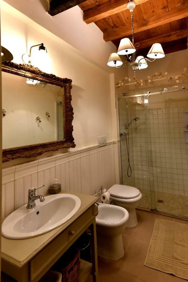 A Corte Padenna Apartment ราเวนนา ภายนอก รูปภาพ